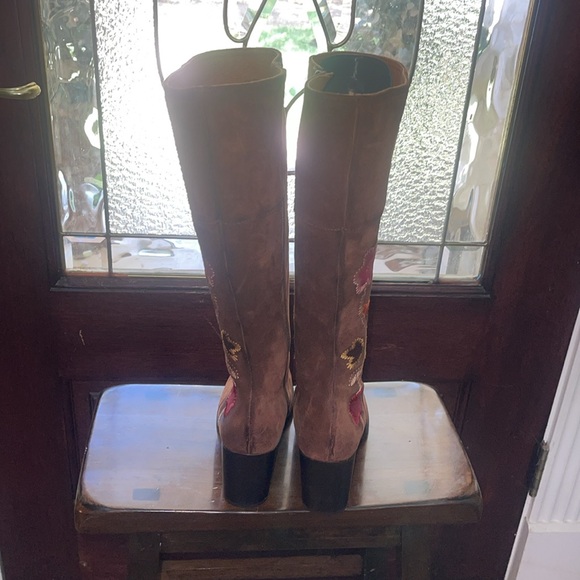 NEW Frye Embroidered Brown Suede Knee-High Boots - Picture 11 of 13